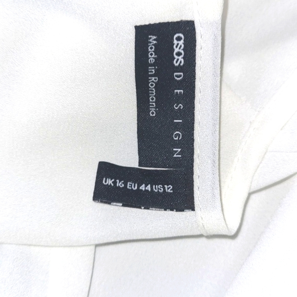 NWOT ASOS White Blouse With Ruffled Sleeves. Size 12 - #1-0243 - Picture 4 of 4